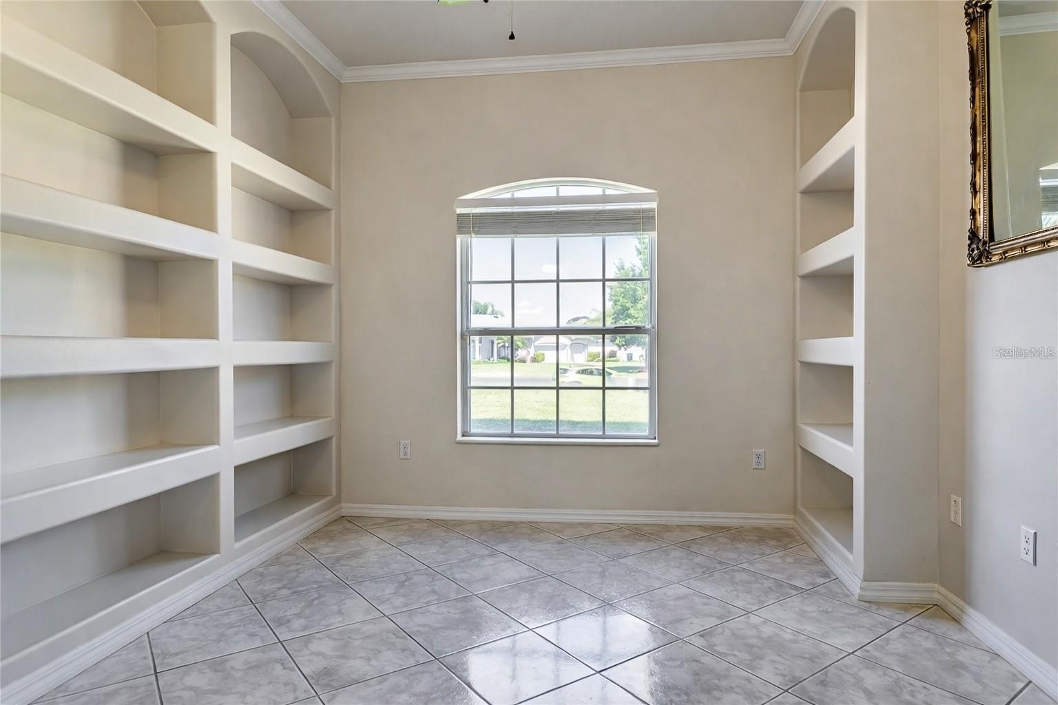 Image 8 of 17 For 6002 Renaissance Court