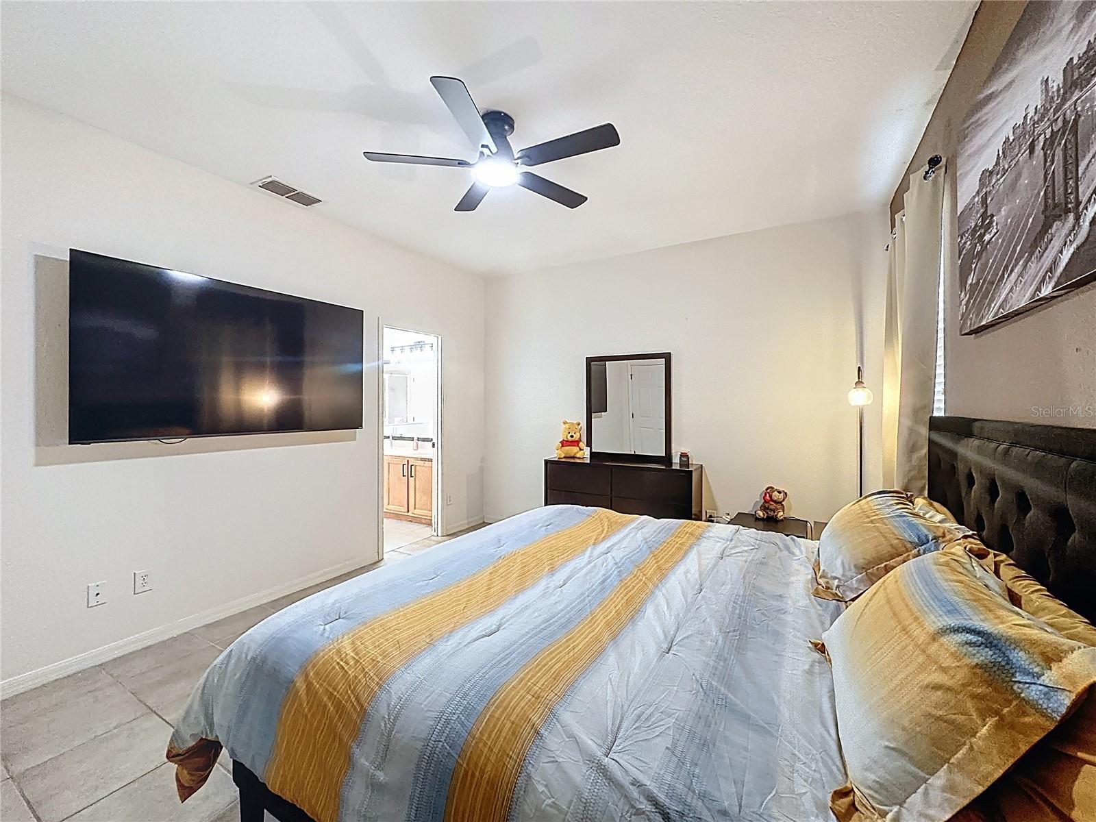 Image 33 of 93 For 344 Orange Cosmos Boulevard