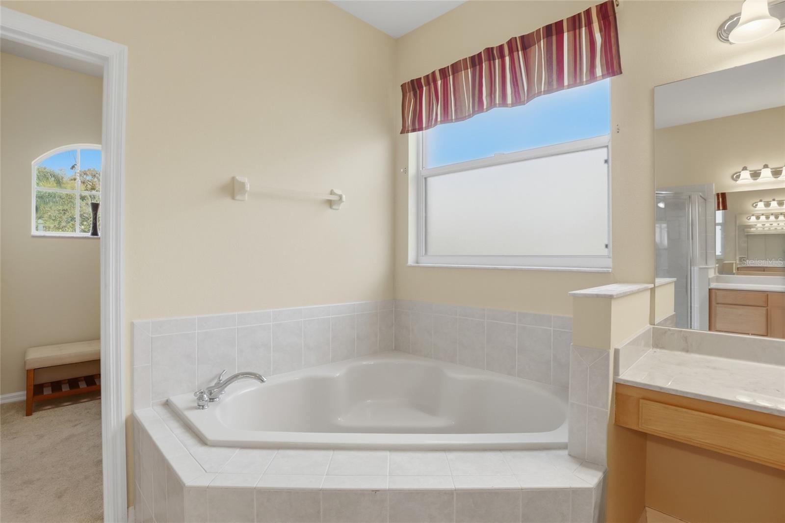 Image 24 of 42 For 14180 Islamorada Drive