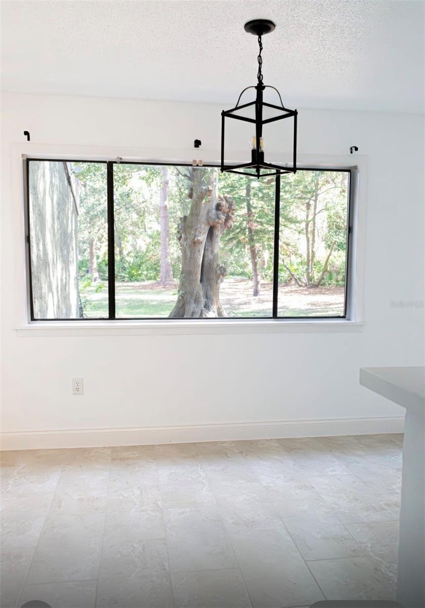 Image 6 of 14 For 5877 Windhover  A01-0