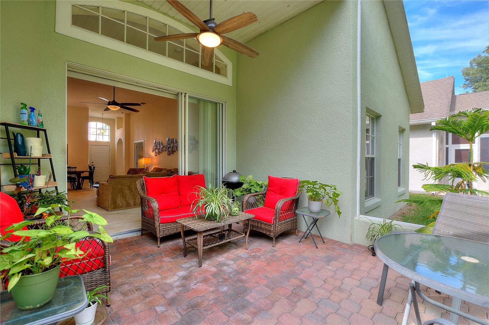 Image 20 of 67 For 612 Vista Oaks Way