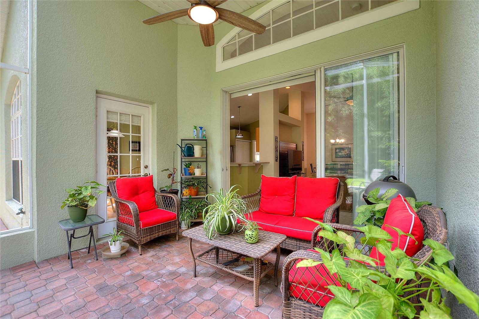 Image 21 of 67 For 612 Vista Oaks Way