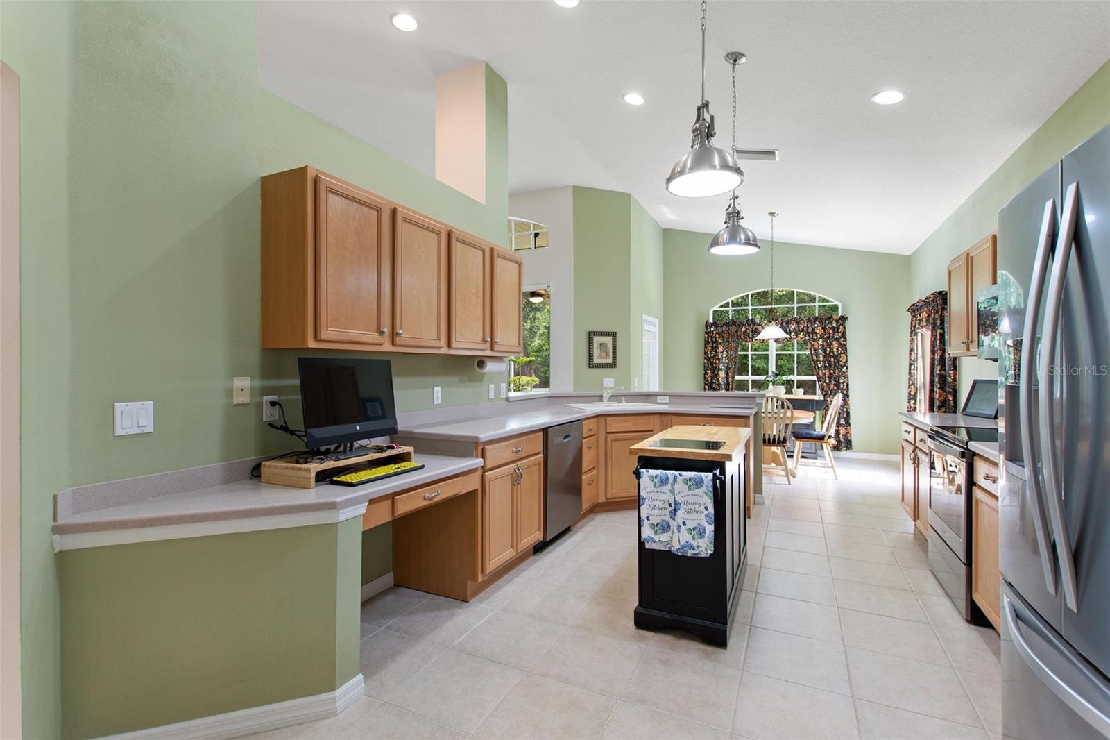 Image 27 of 67 For 612 Vista Oaks Way