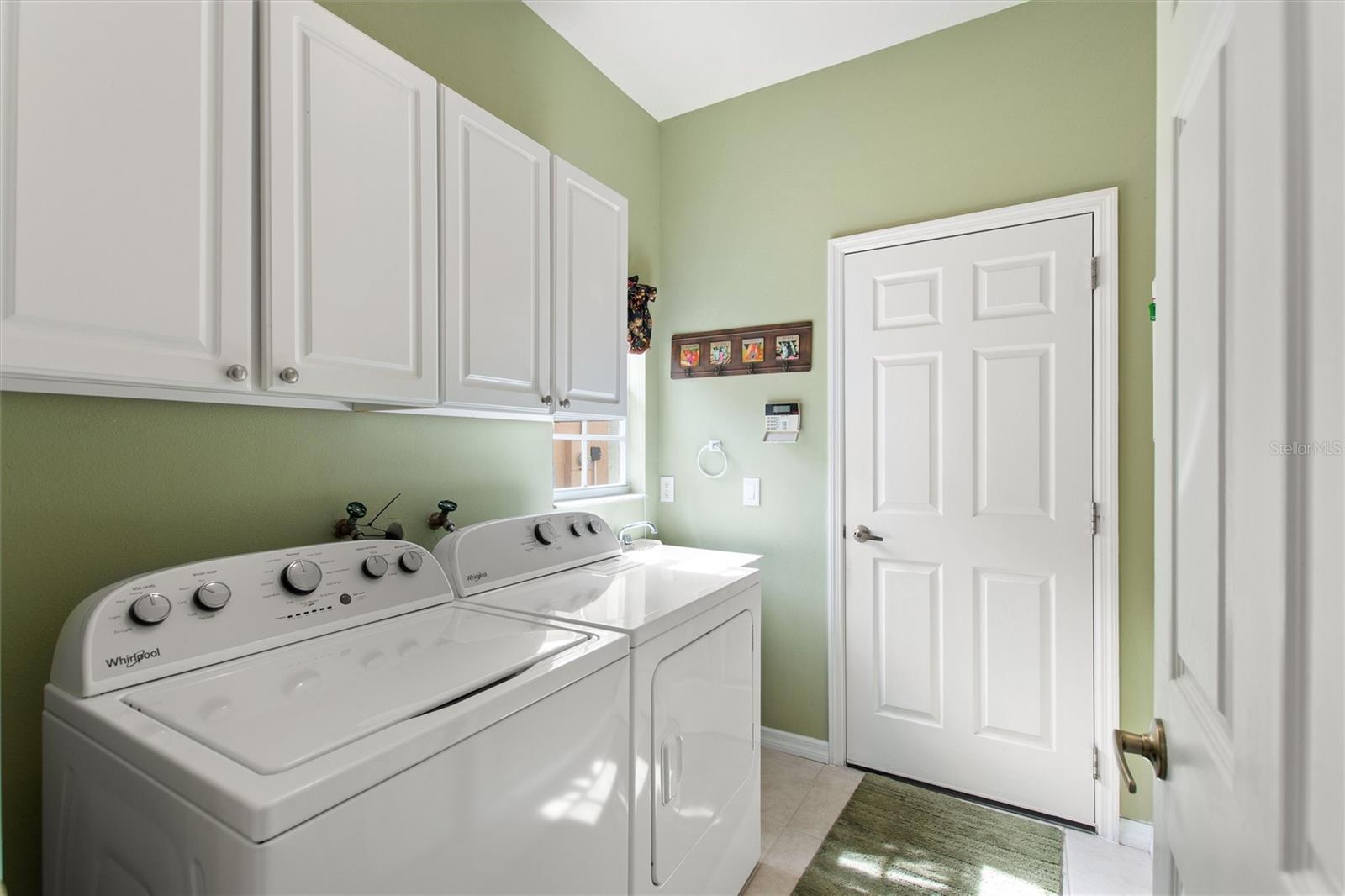 Image 33 of 67 For 612 Vista Oaks Way