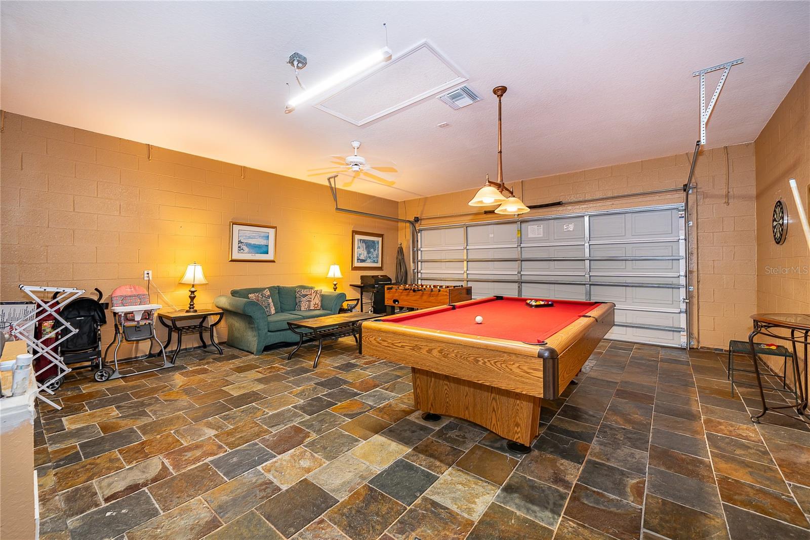 Image 23 of 37 For 569 Burford Circle