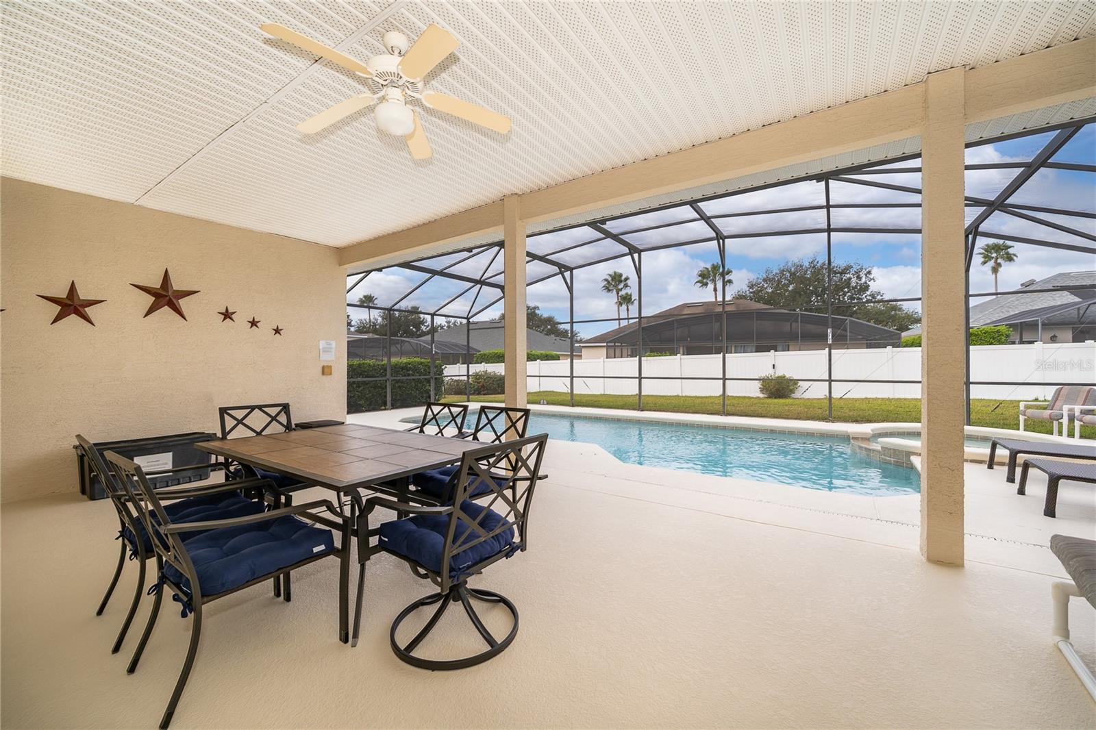 Image 26 of 37 For 569 Burford Circle