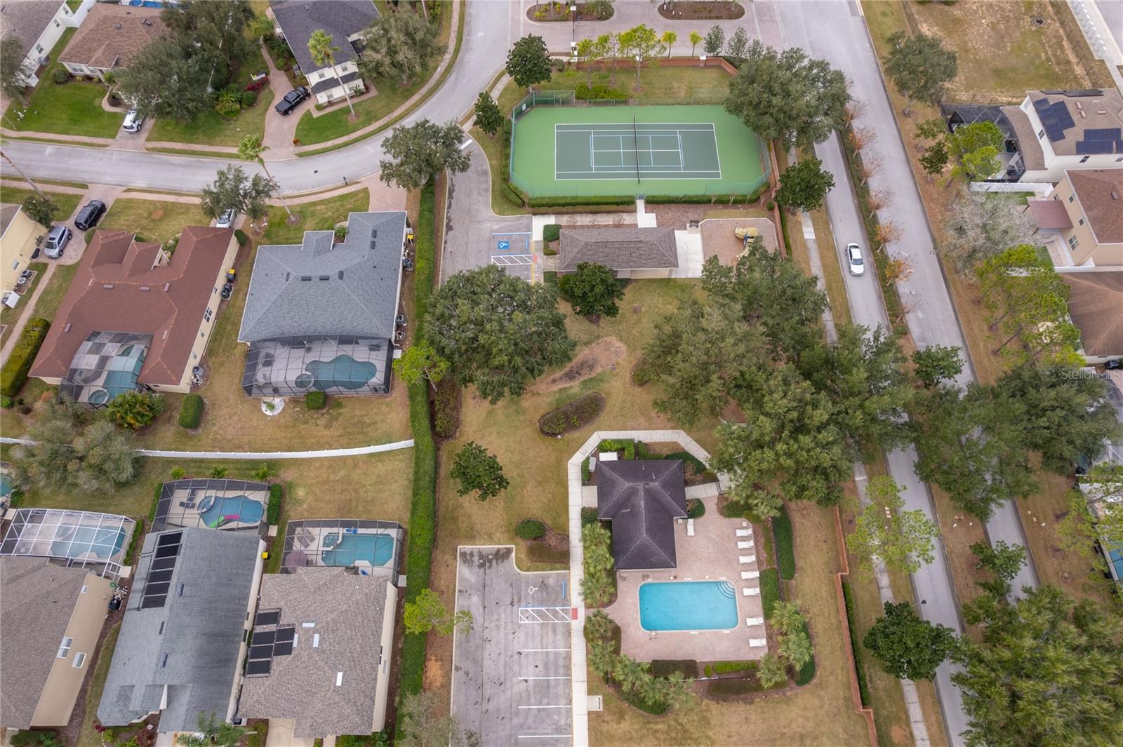 Image 33 of 37 For 569 Burford Circle