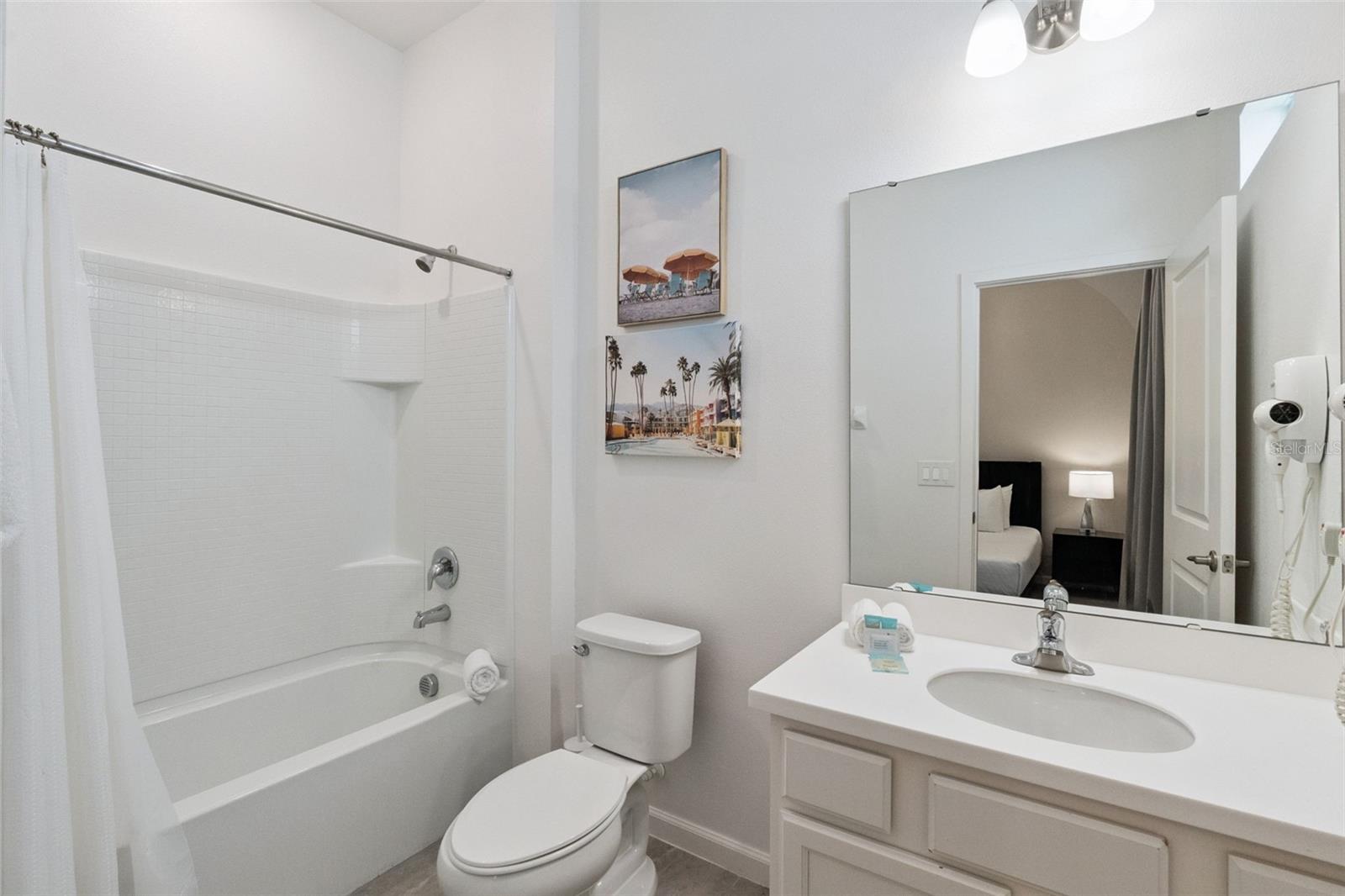 Image 21 of 67 For 262 Marcello Boulevard