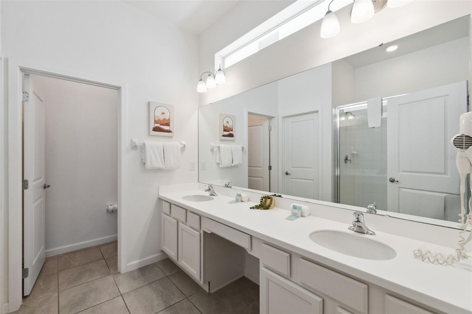 Image 25 of 67 For 262 Marcello Boulevard