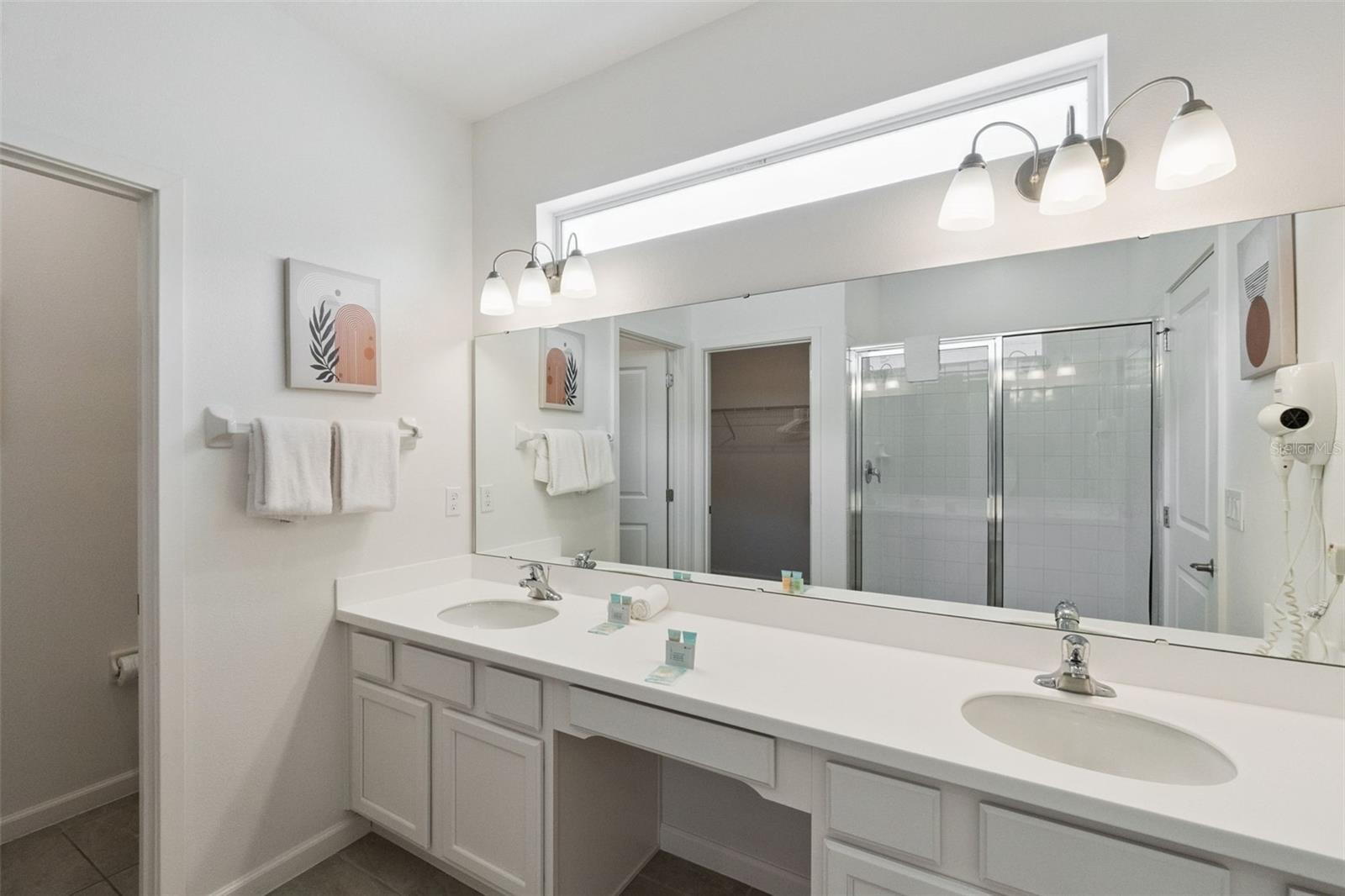 Image 26 of 67 For 262 Marcello Boulevard