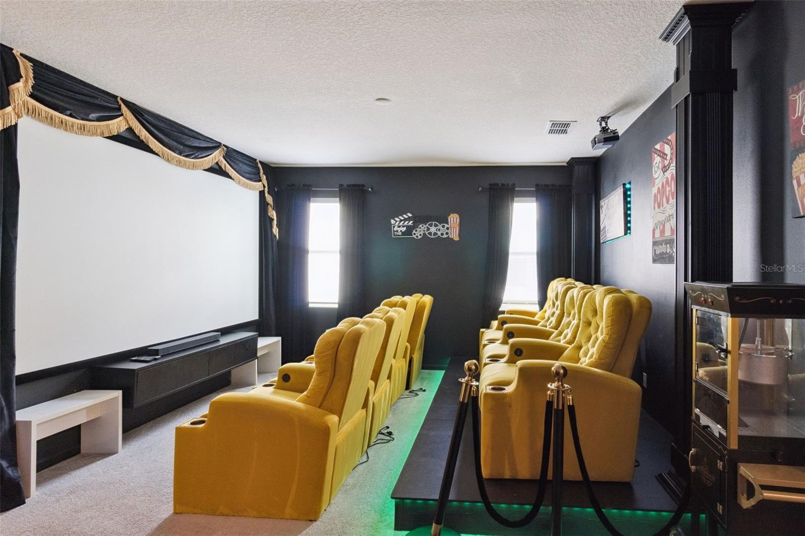 Image 29 of 67 For 262 Marcello Boulevard