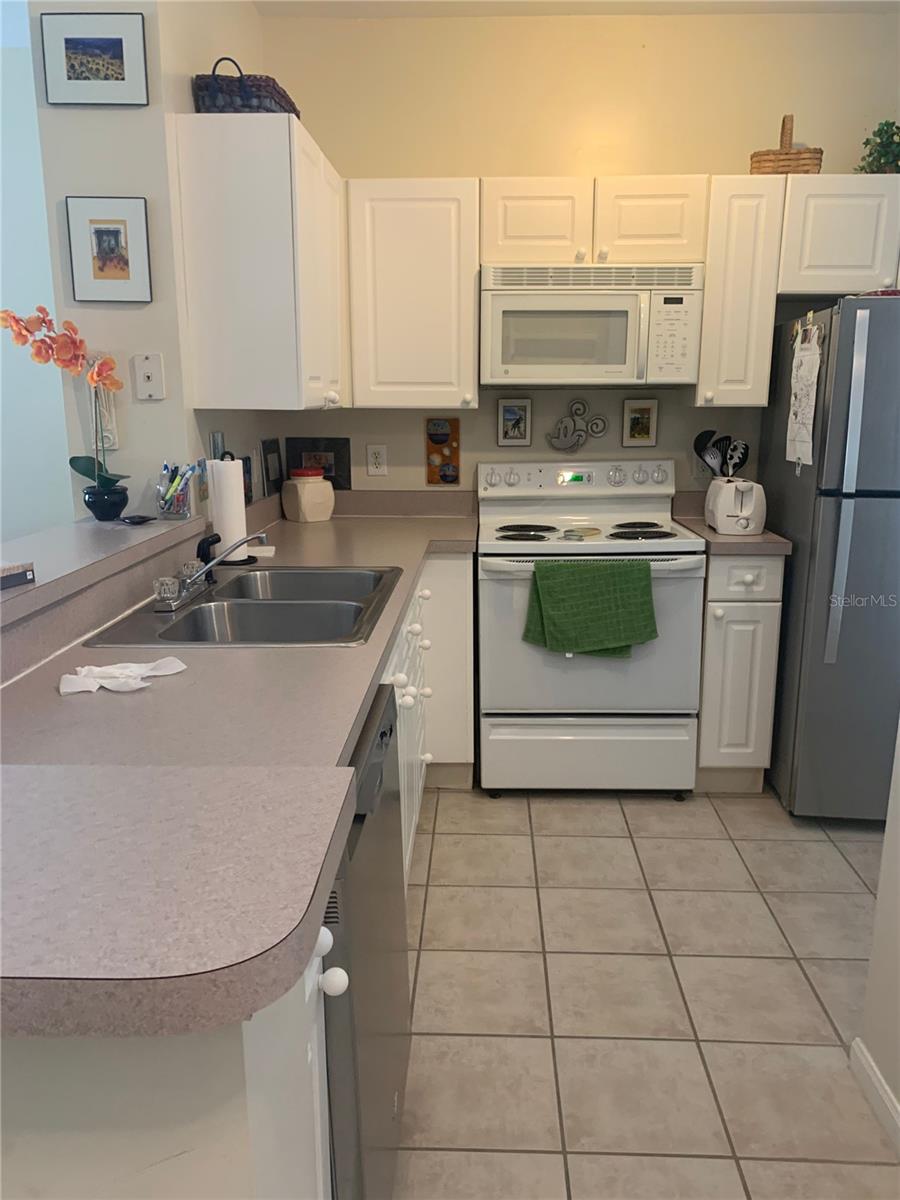 Image 8 of 26 For 571 Water Street 571