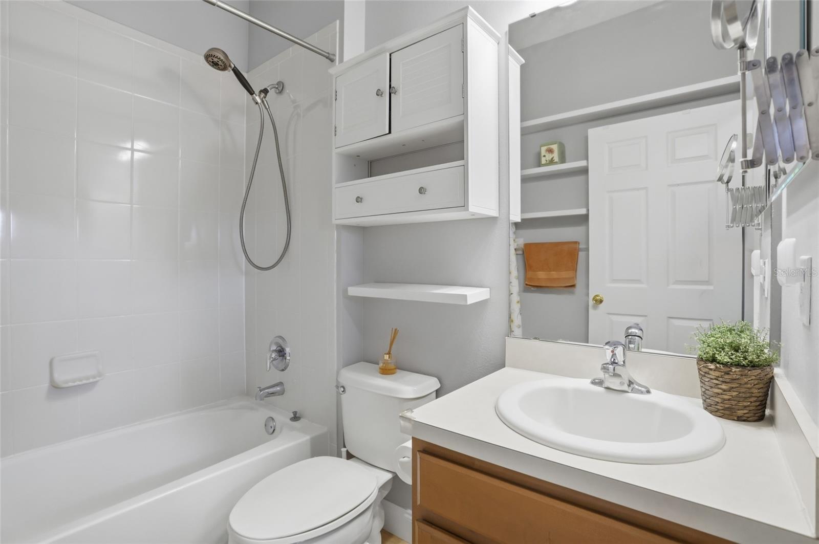 Image 22 of 32 For 3014 Zander Drive