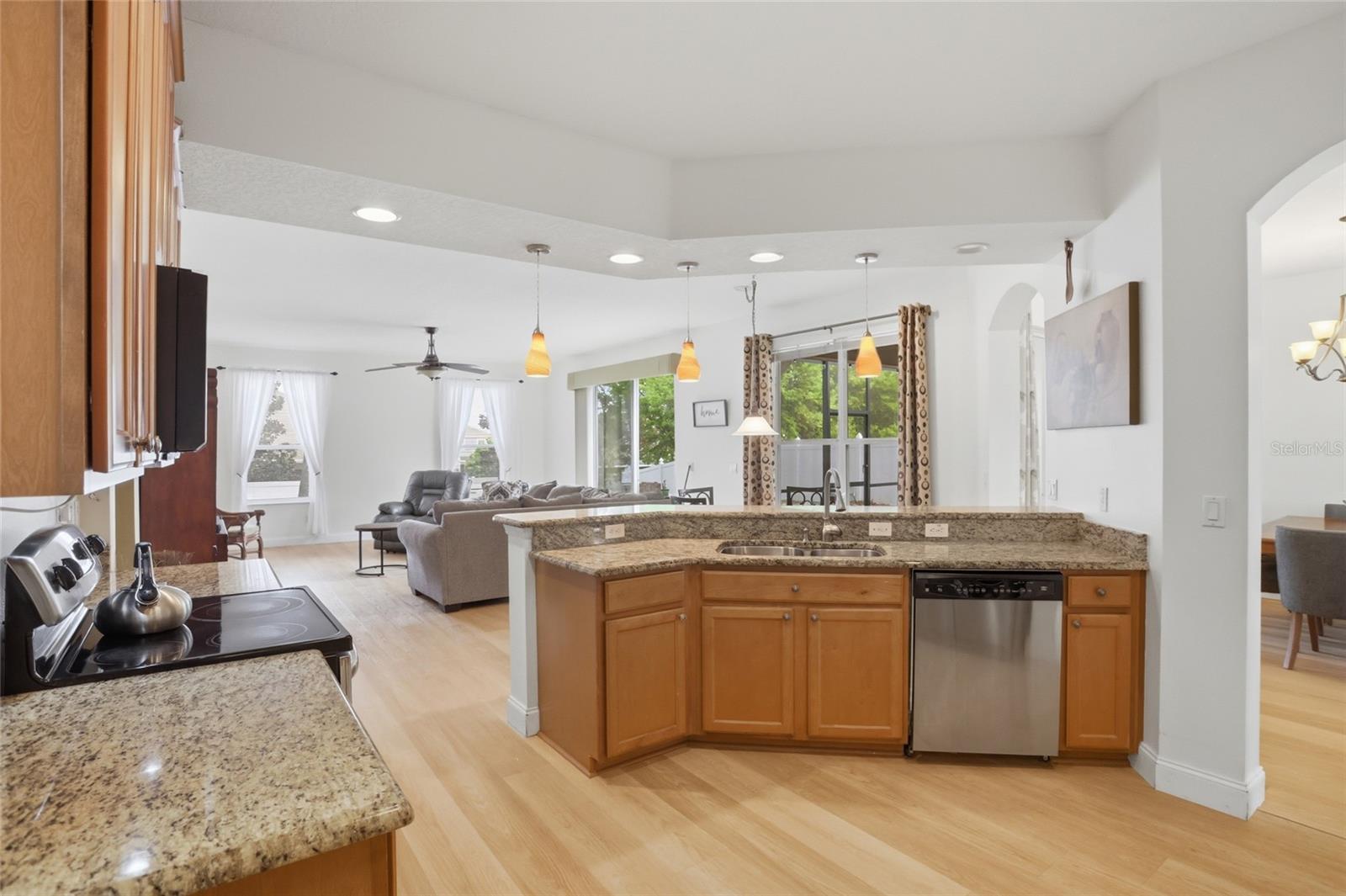 Image 6 of 32 For 3014 Zander Drive