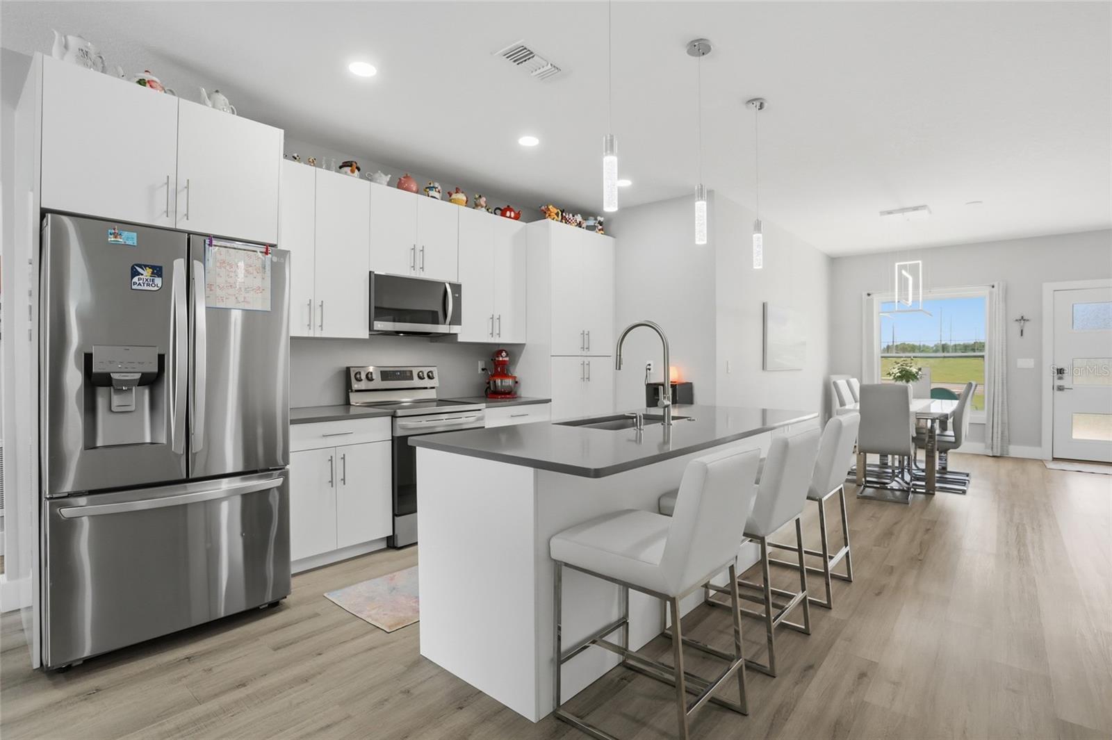 Image 4 of 25 For 316 North Boulevard E