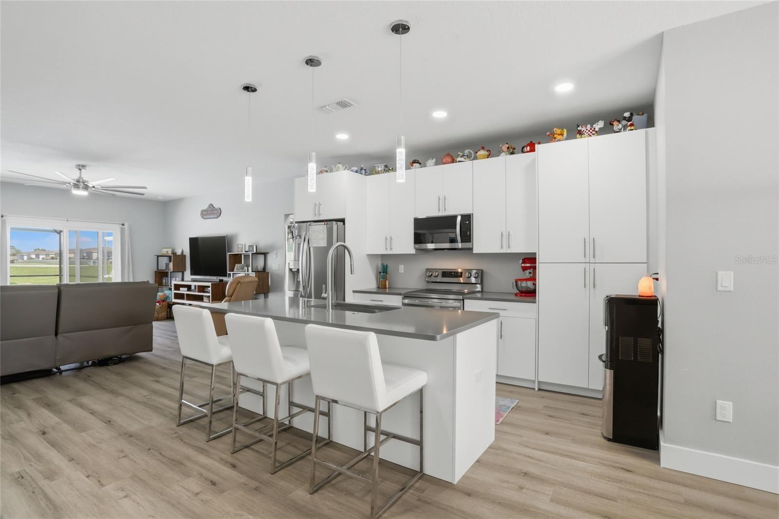 Image 5 of 25 For 316 North Boulevard E