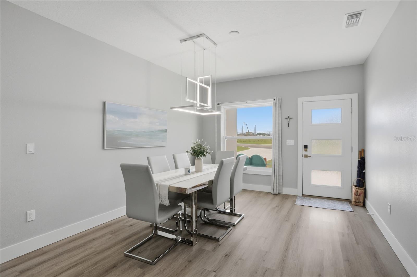 Image 7 of 25 For 316 North Boulevard E