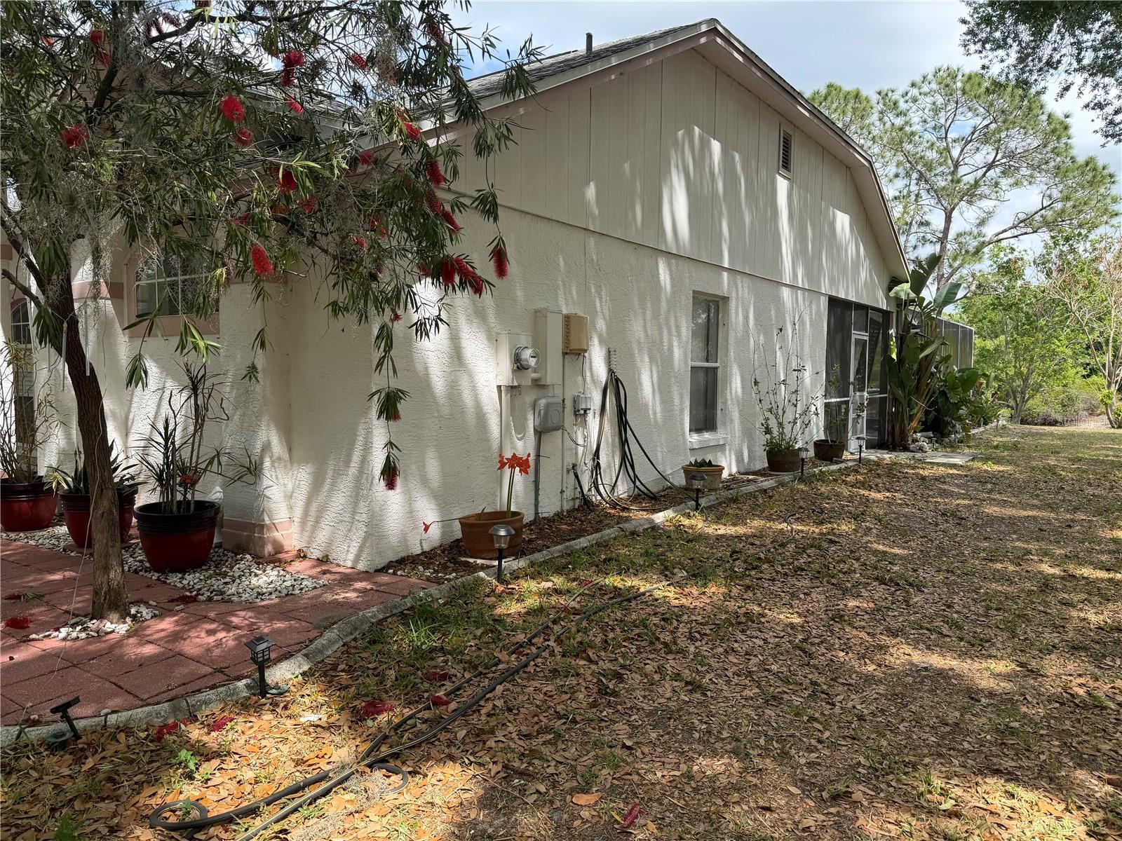 Image 3 of 28 For 9508 Glenpointe Drive