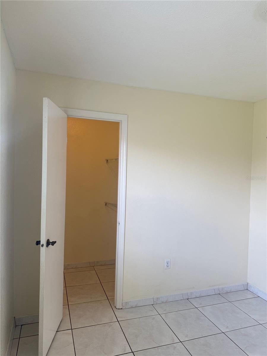 Image 17 of 26 For 62 Dorset Drive