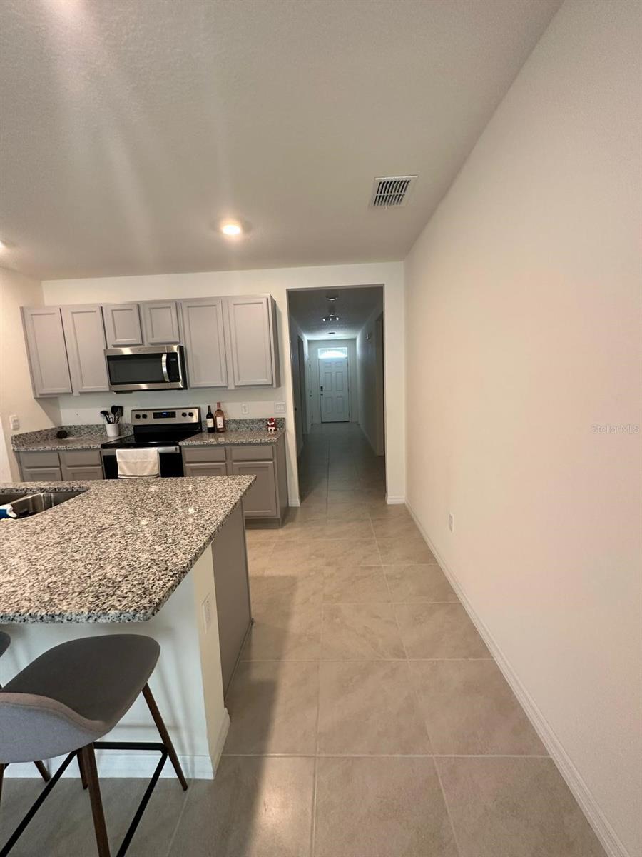 Image 10 of 17 For 975 Brooklet Drive