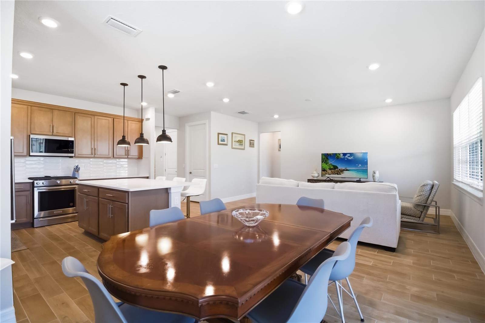 Image 19 of 45 For 2682 Midsweet Avenue