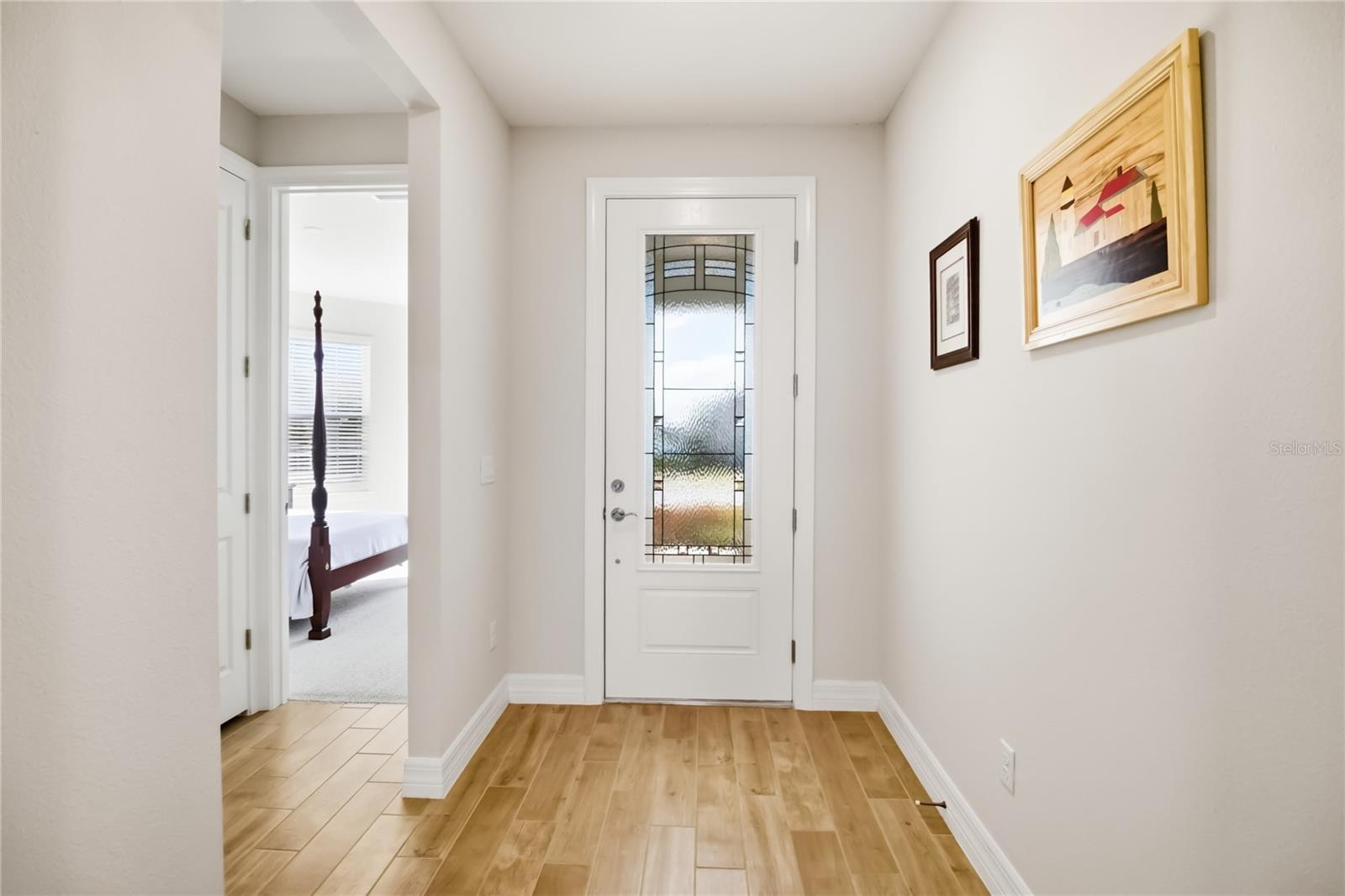 Image 6 of 45 For 2682 Midsweet Avenue