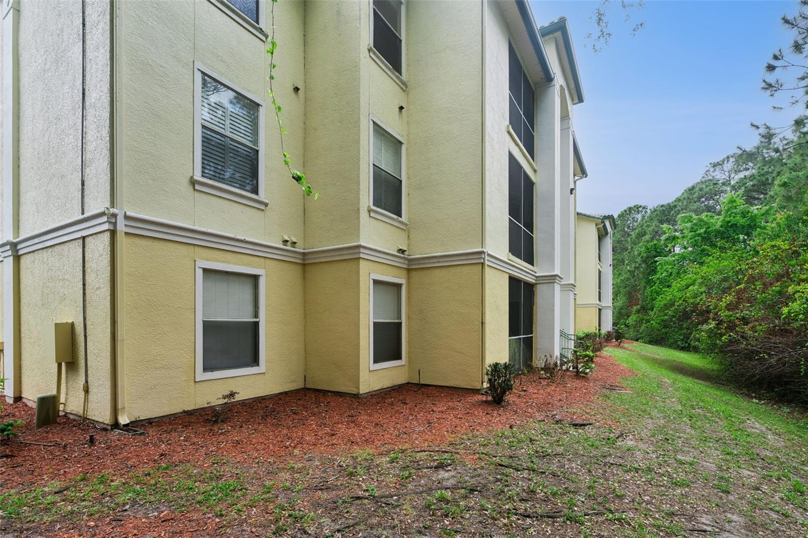 Image 23 of 52 For 8921 Legacy Court 18-308