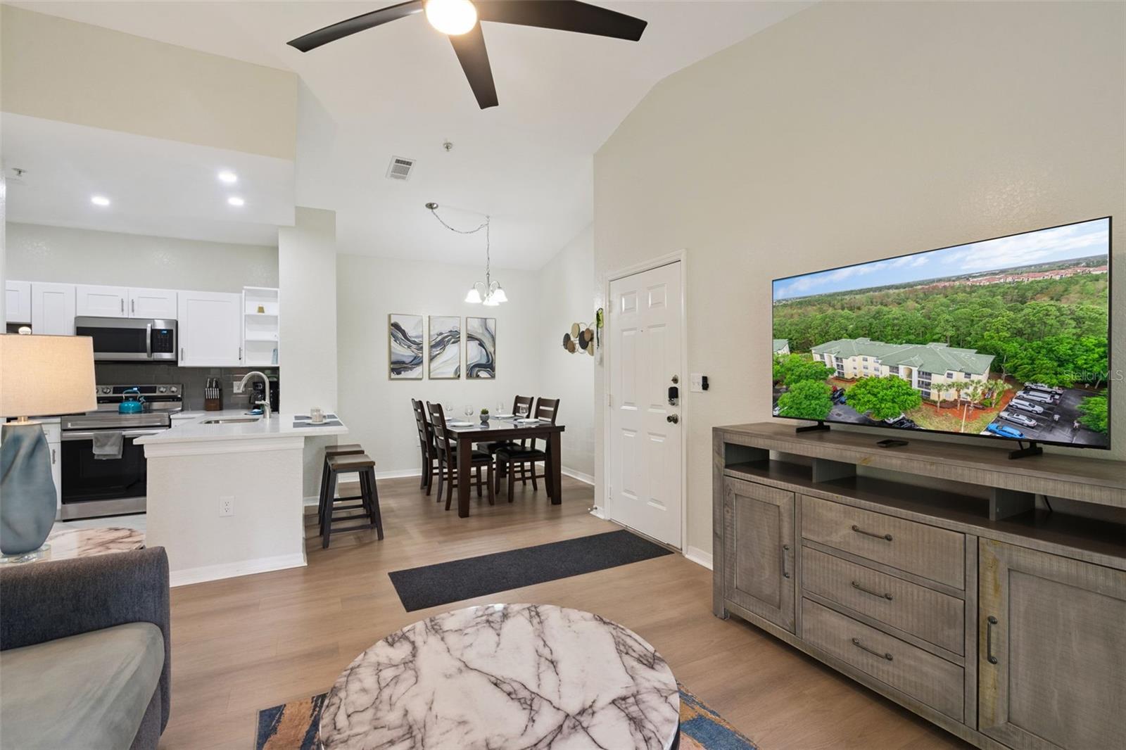 Image 7 of 52 For 8921 Legacy Court 18-308