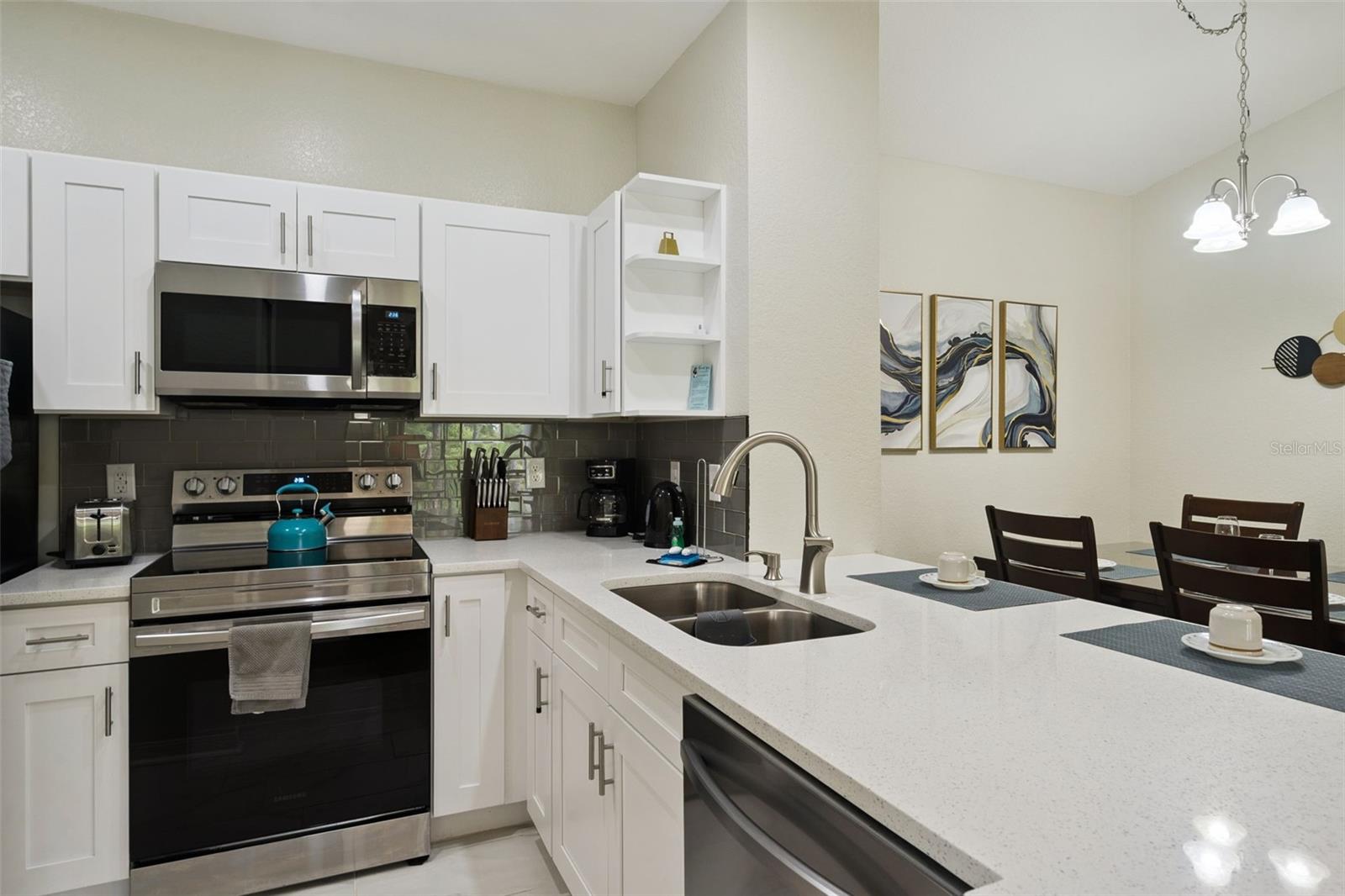 Image 9 of 52 For 8921 Legacy Court 18-308