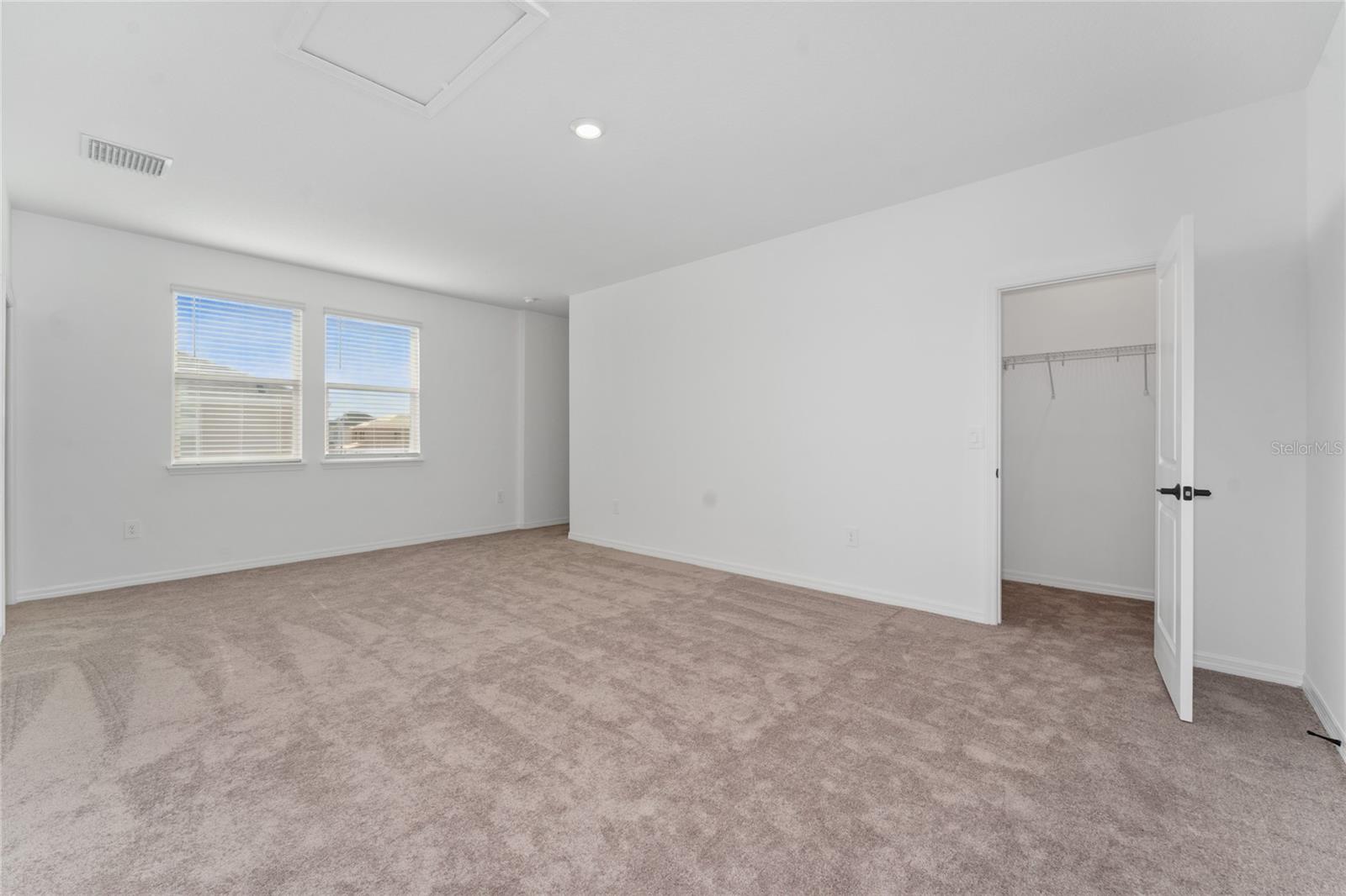 Image 28 of 38 For 15070 Summer Harvest Street