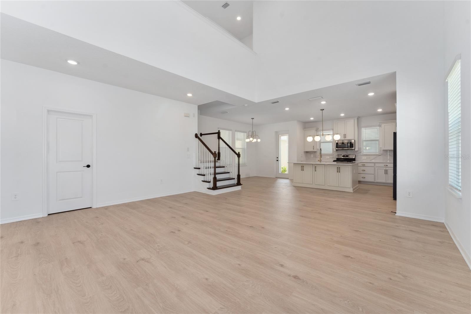 Image 4 of 38 For 15070 Summer Harvest Street