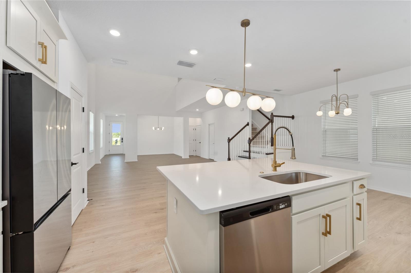 Image 8 of 38 For 15070 Summer Harvest Street