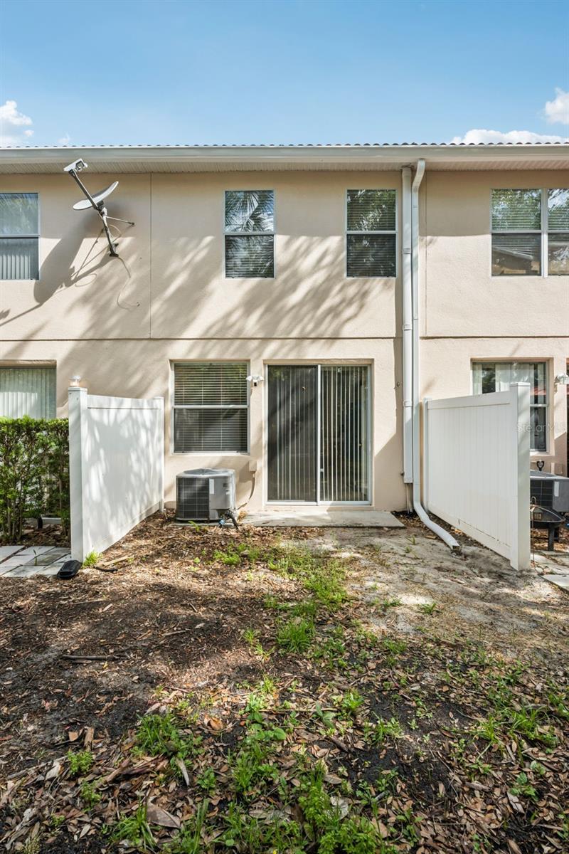 Image 29 of 48 For 5108 Dominica Drive