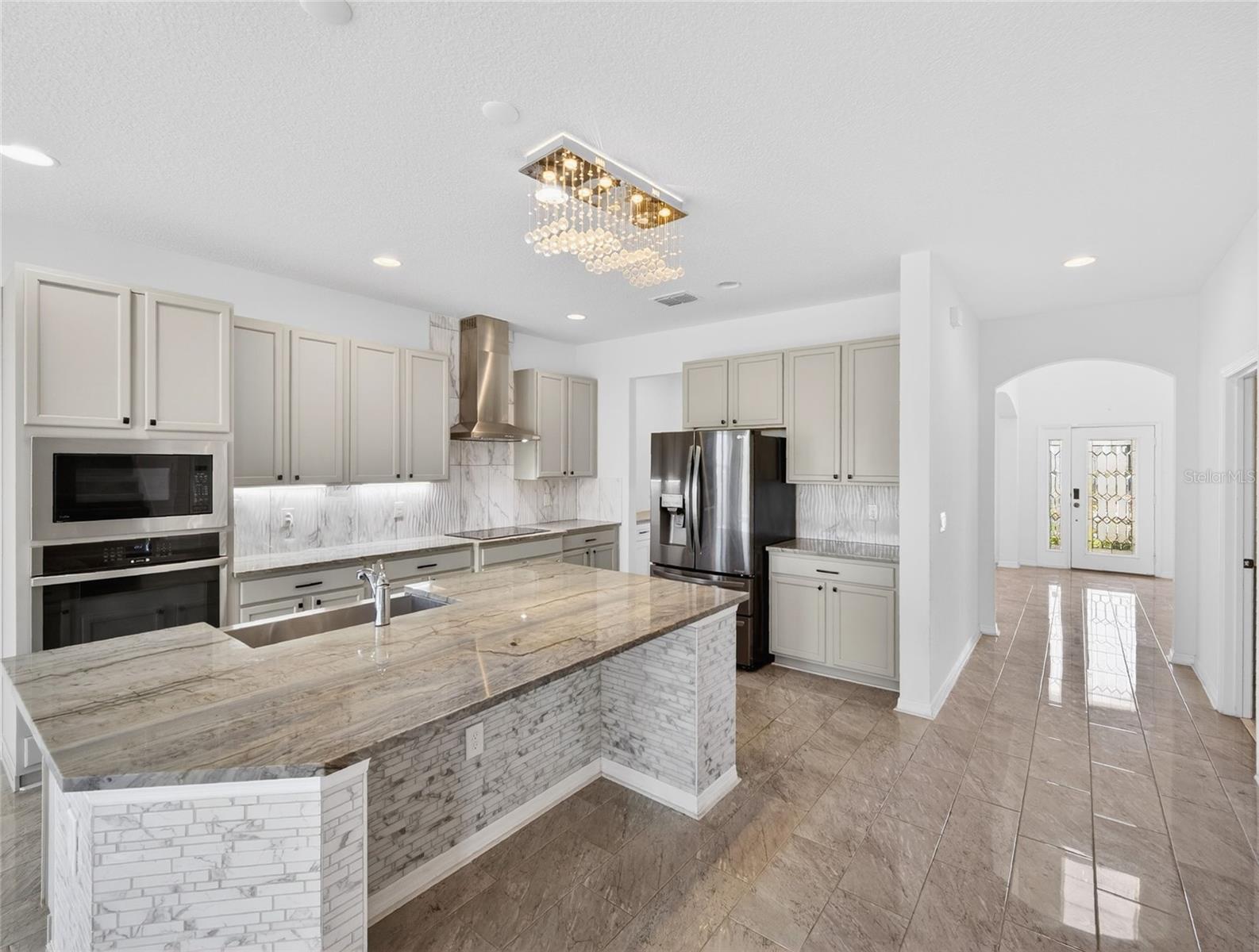 Image 16 of 74 For 2556 Leyland Cypress Lane