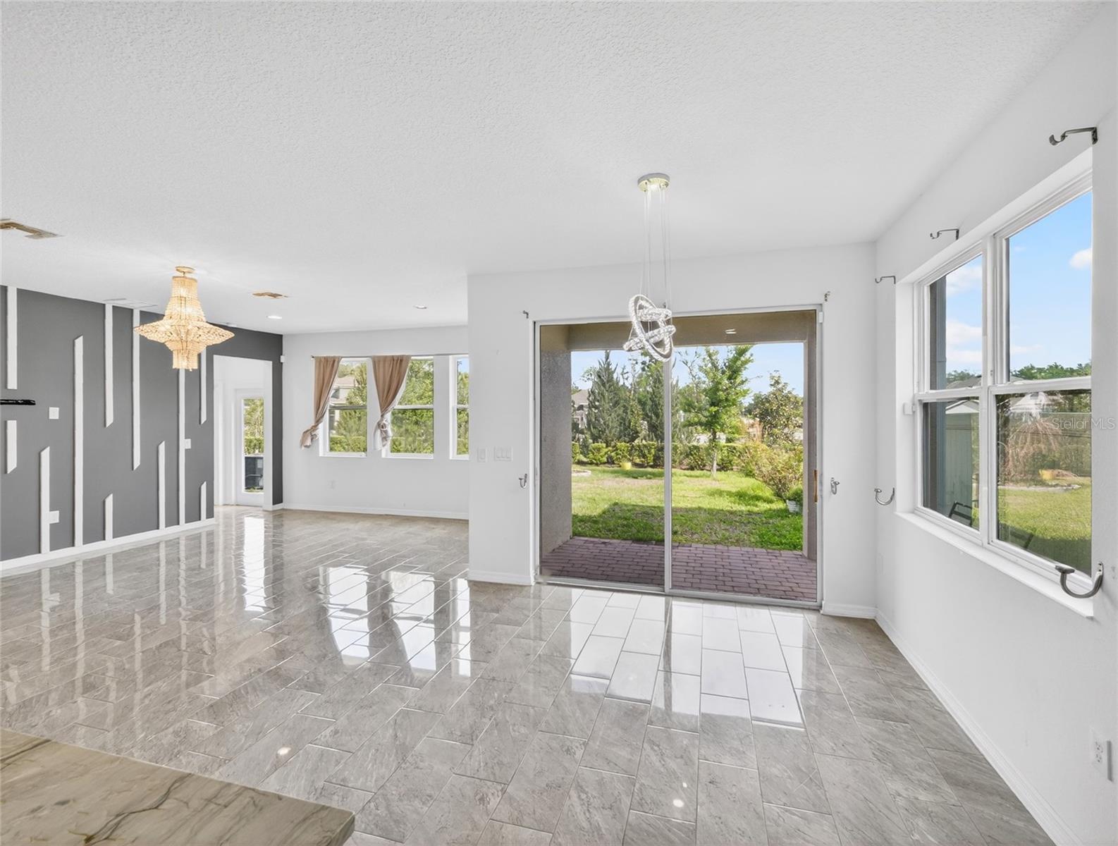 Image 19 of 74 For 2556 Leyland Cypress Lane