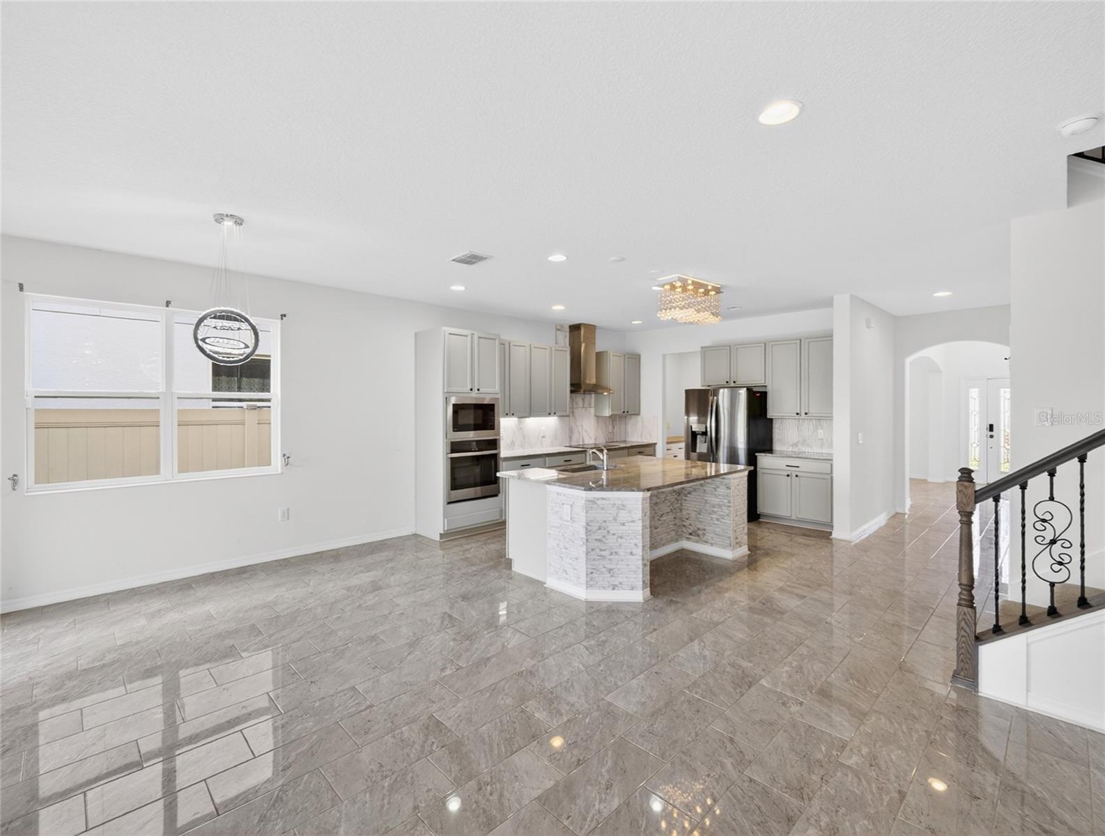 Image 20 of 74 For 2556 Leyland Cypress Lane