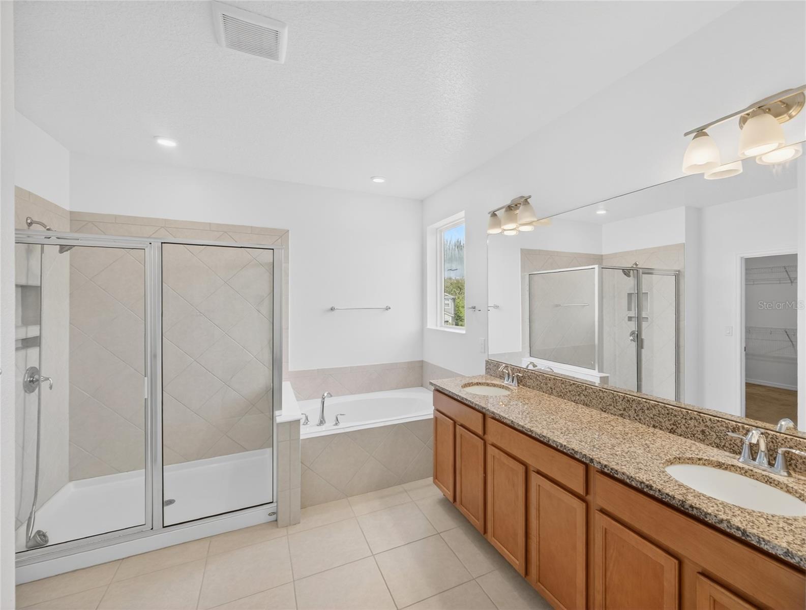 Image 34 of 74 For 2556 Leyland Cypress Lane