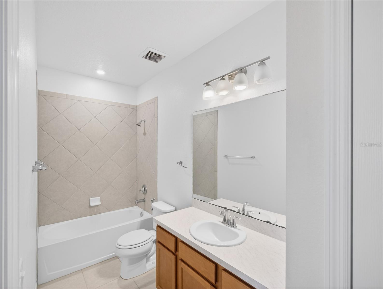 Image 37 of 74 For 2556 Leyland Cypress Lane