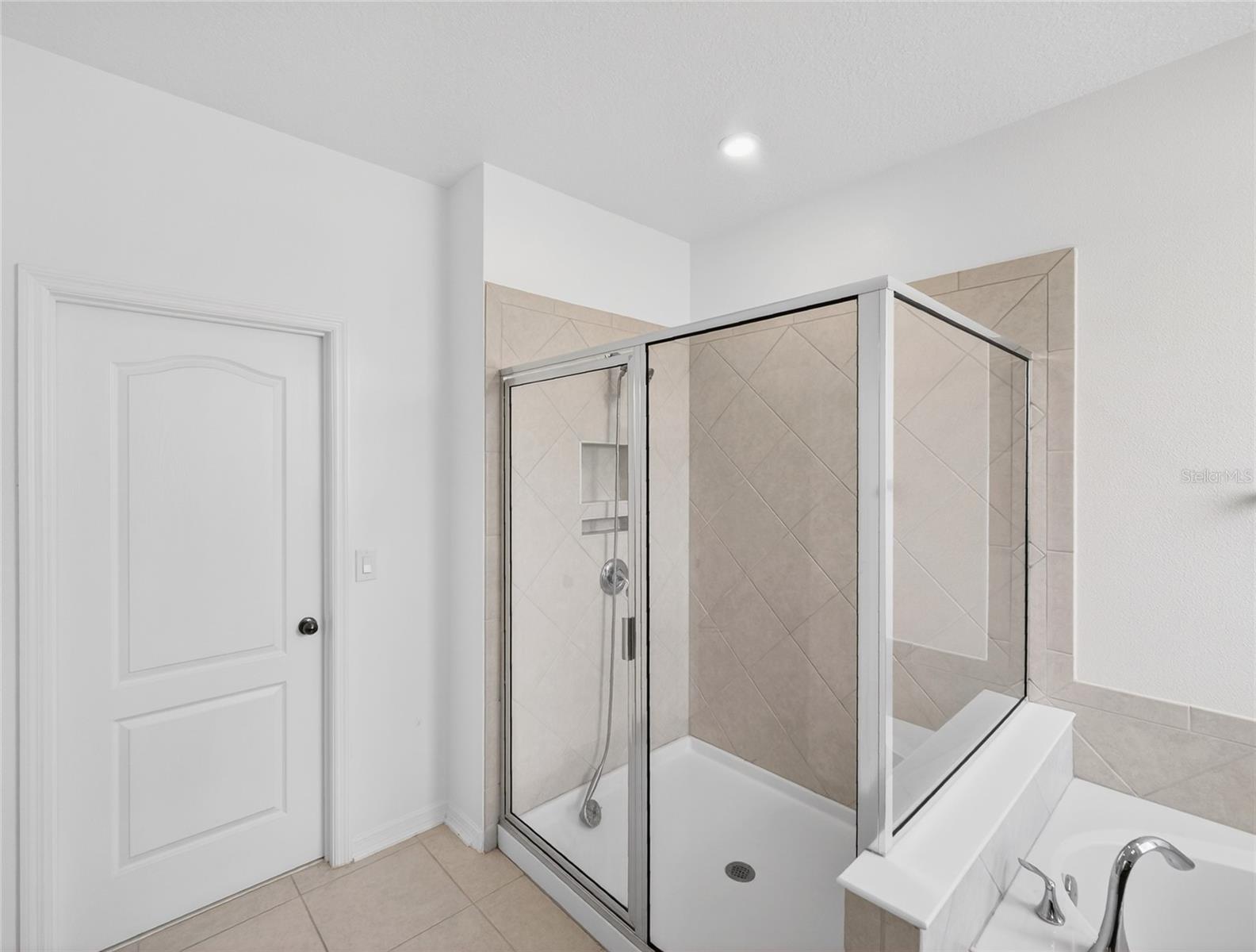 Image 38 of 74 For 2556 Leyland Cypress Lane