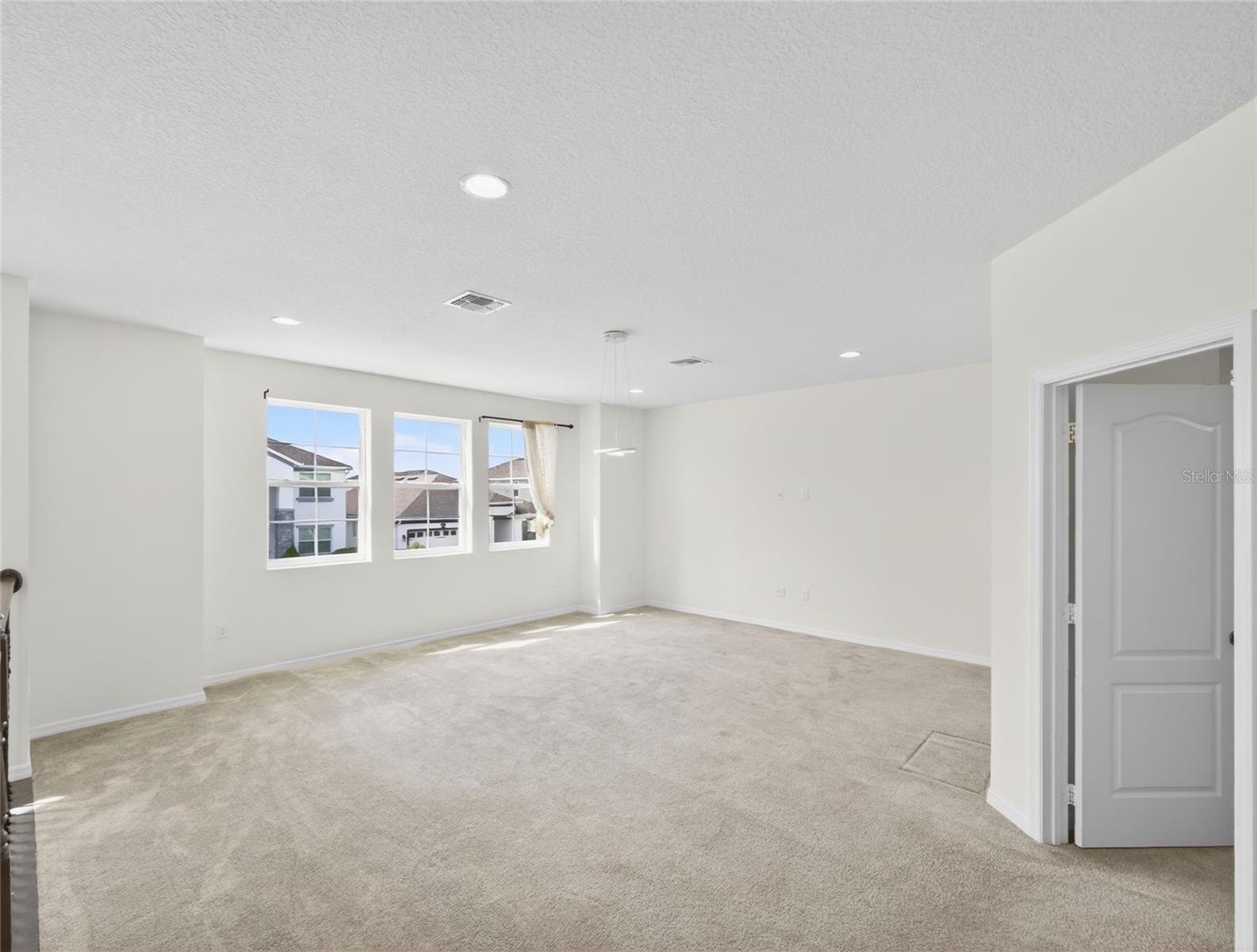 Image 47 of 74 For 2556 Leyland Cypress Lane