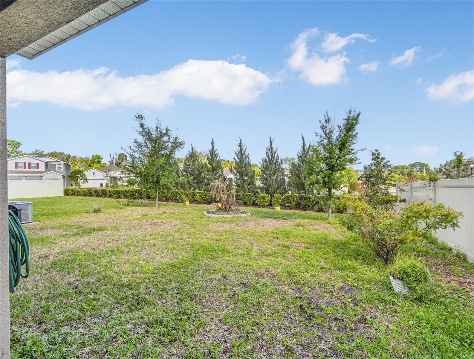 Image 73 of 74 For 2556 Leyland Cypress Lane