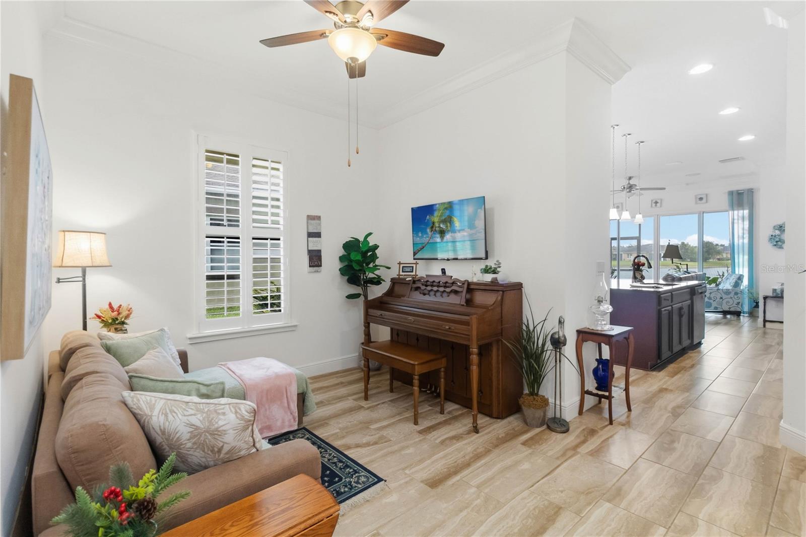 Image 23 of 52 For 2489 Datura Loop