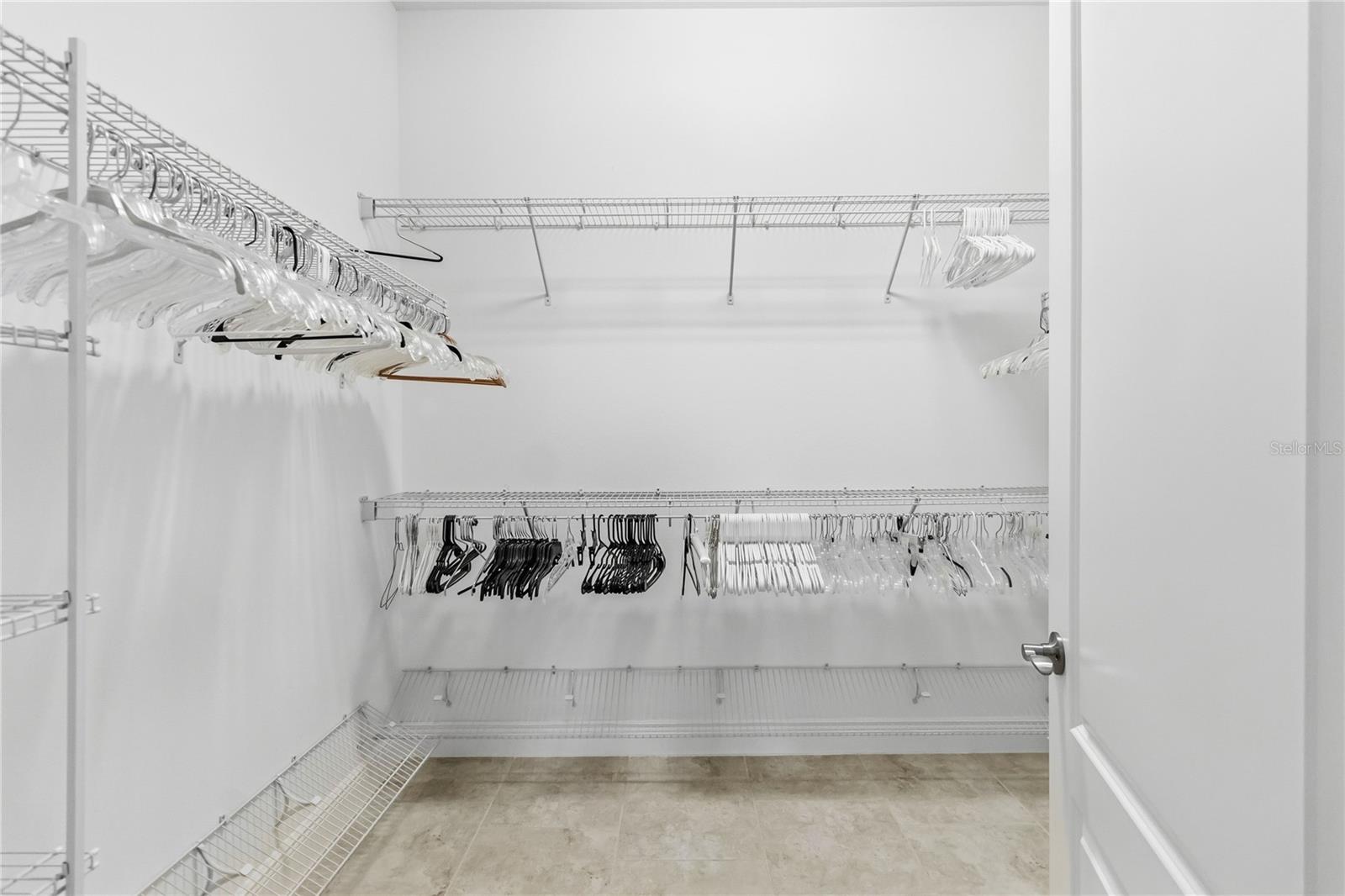 Image 36 of 52 For 2489 Datura Loop