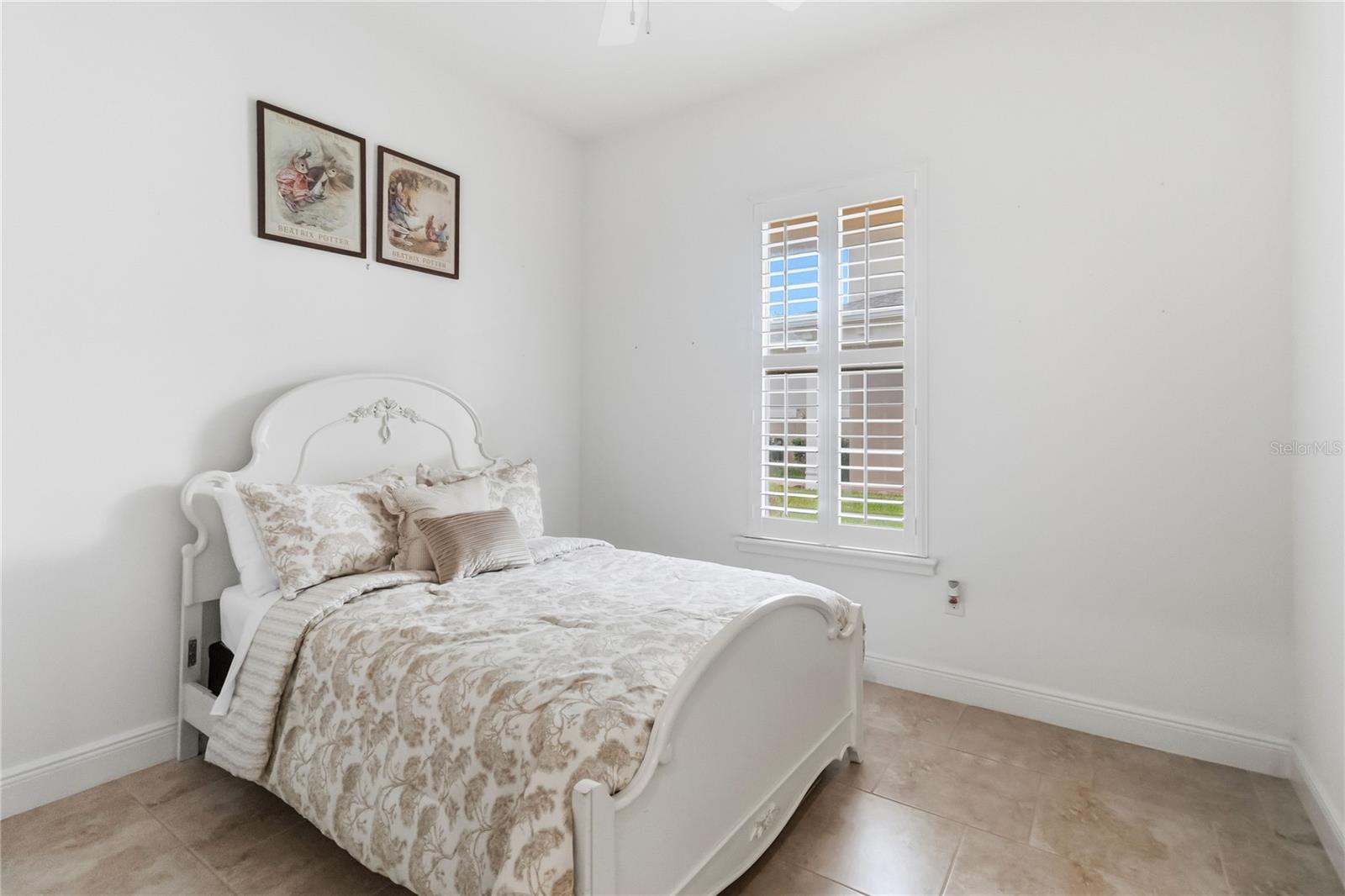 Image 37 of 52 For 2489 Datura Loop