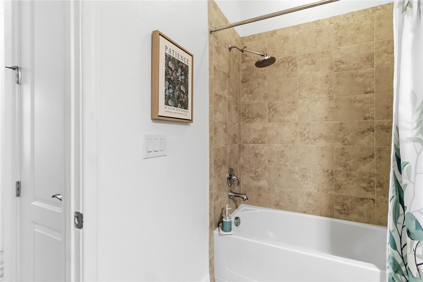 Image 40 of 52 For 2489 Datura Loop