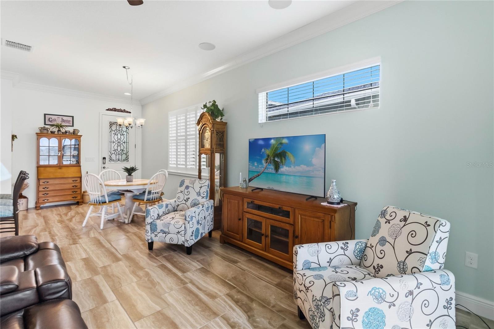 Image 9 of 52 For 2489 Datura Loop