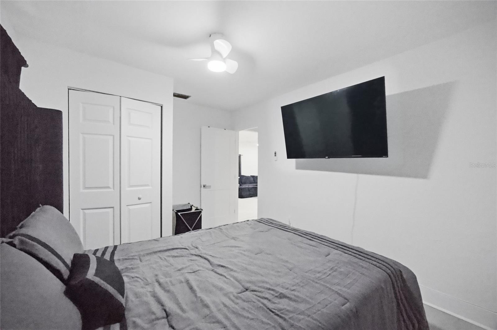 Image 18 of 34 For 5809 17th Street