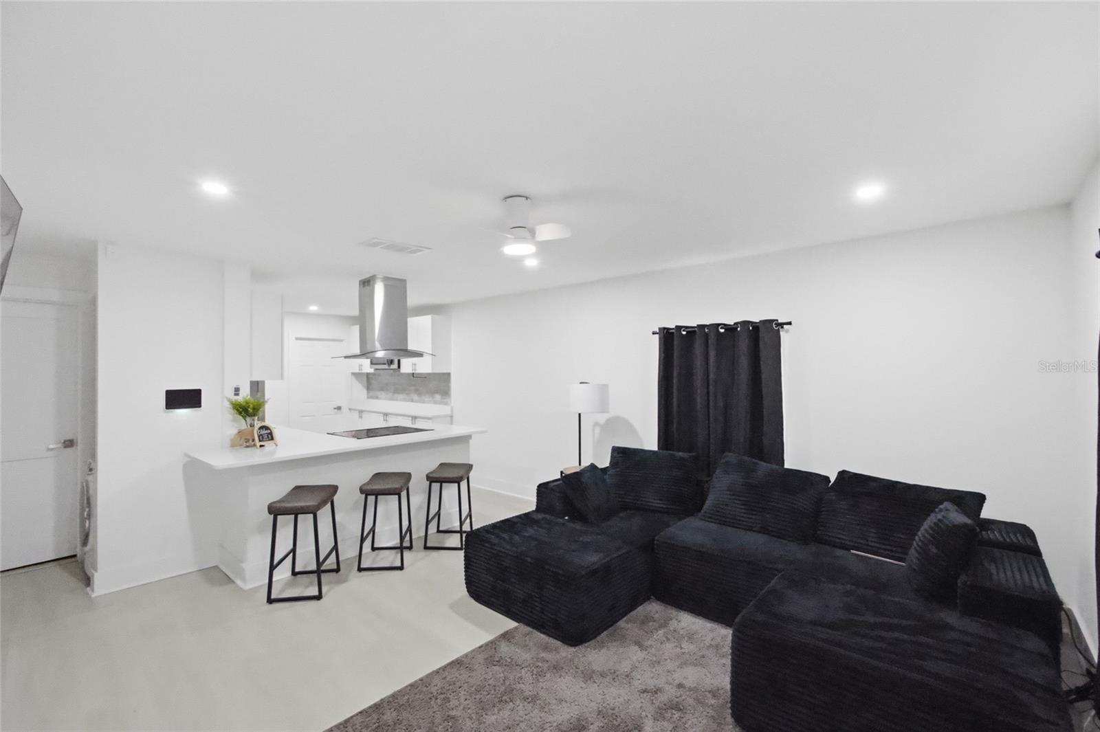 Image 5 of 34 For 5809 17th Street