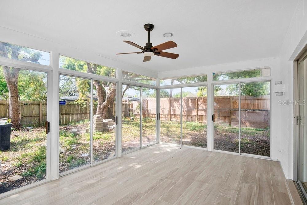 Image 26 of 41 For 1241 Manchester Road