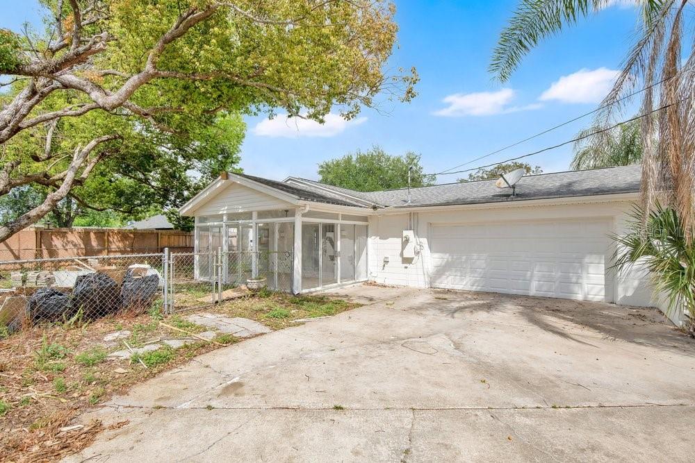 Image 29 of 41 For 1241 Manchester Road